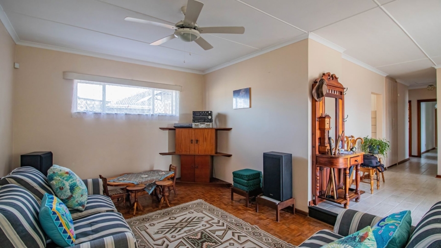 5 Bedroom Property for Sale in Rosedale Park Eastern Cape